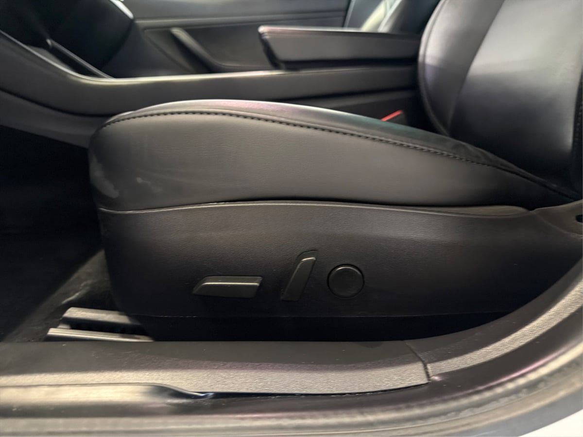 Used 2020 Tesla Model 3 Standard Range Plus RWD image 21
