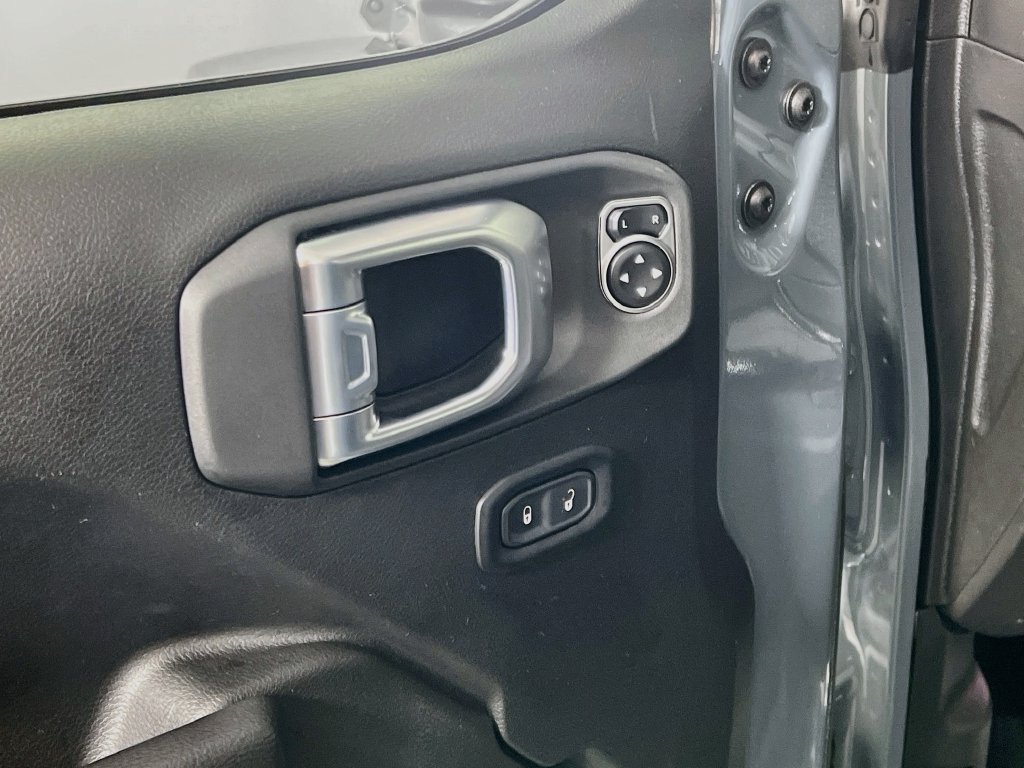 New 2026 Jeep Gladiator Sport AWD/4WD image 17