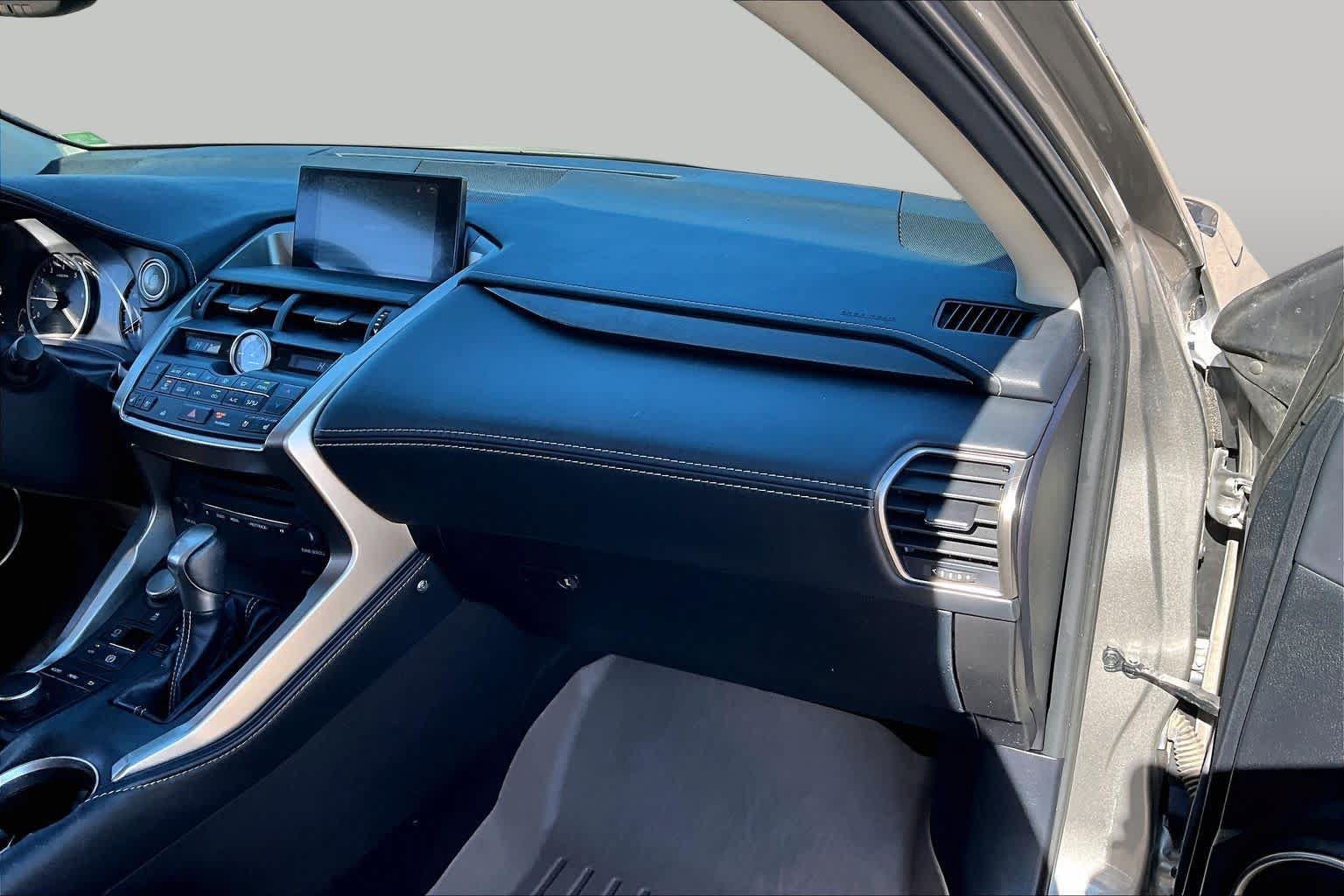 Used 2016 Lexus NX 200t AWD image 18