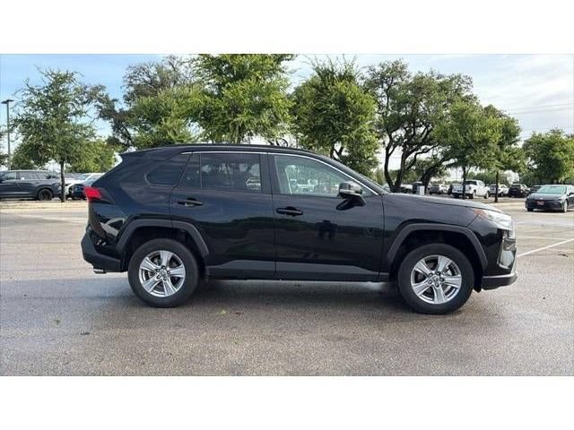 Certified 2025 Toyota RAV4 XLE AWD/4WD image 4