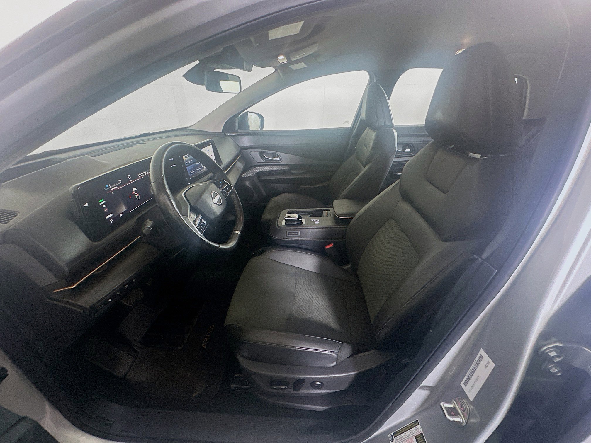 Used 2023 Nissan Ariya FWD image 13