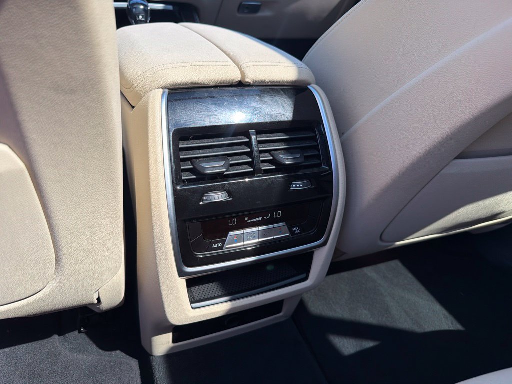 Used 2020 BMW X5 sDrive40i w/ Premium Package RWD image 47