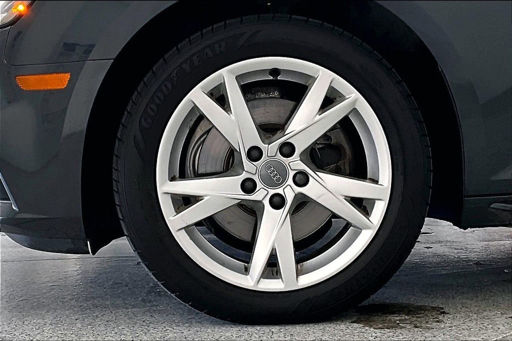 Used 2018 Audi A4 2.0T Ultra Premium image 8