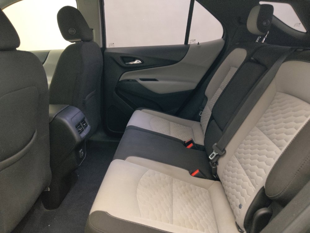 Used 2020 Chevrolet Equinox LS FWD image 18