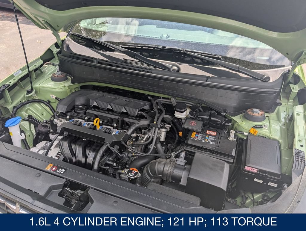 Certified 2024 Hyundai Venue SEL FWD image 34