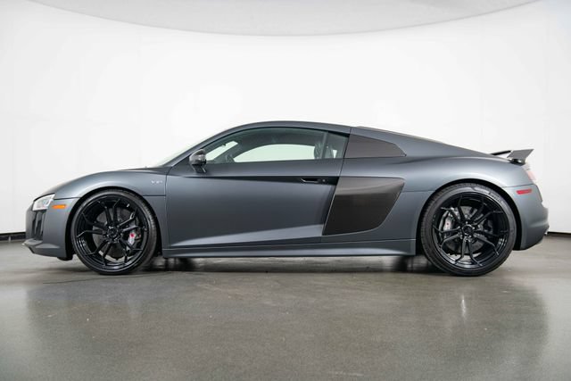 Used 2017 Audi R8 V10 plus AWD/4WD image 5