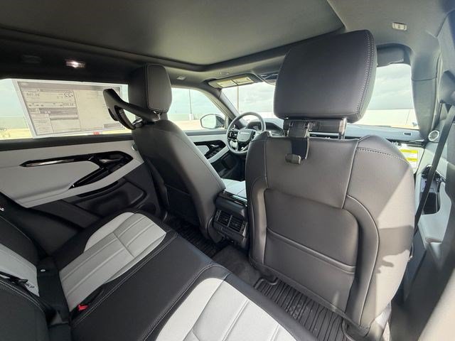 New 2026 Land Rover Range Rover Evoque Hoxton AWD/4WD image 17