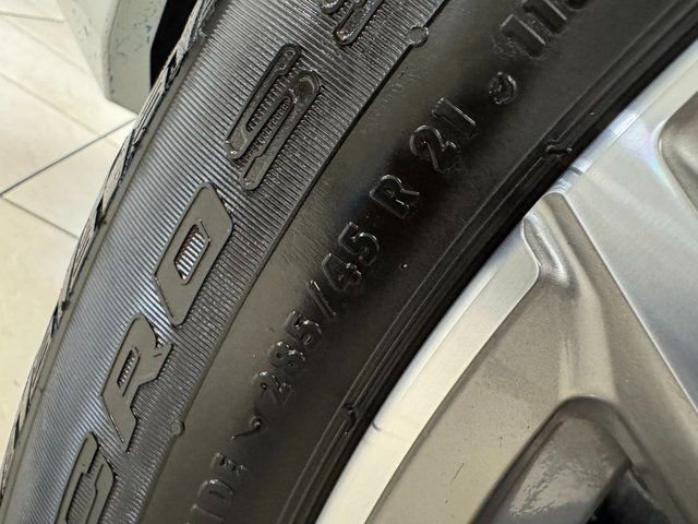 Used 2025 BMW X7 xDrive40i image 27