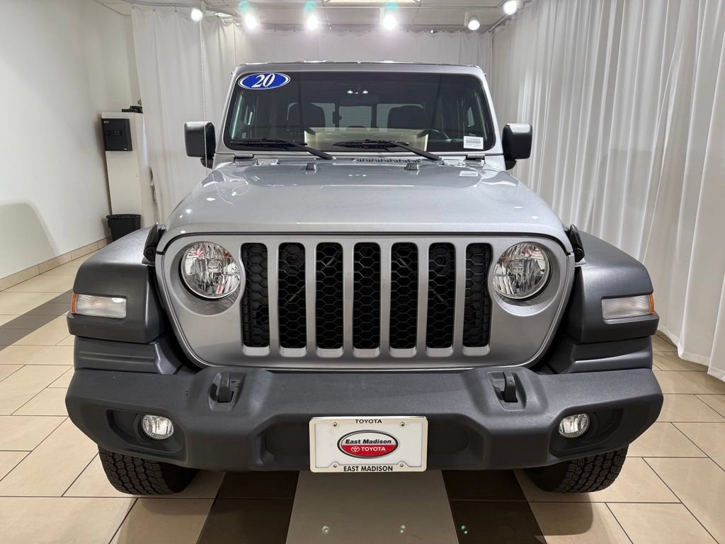 Used 2020 Jeep Gladiator Sport w/ Quick Order Package 24S AWD/4WD image 8