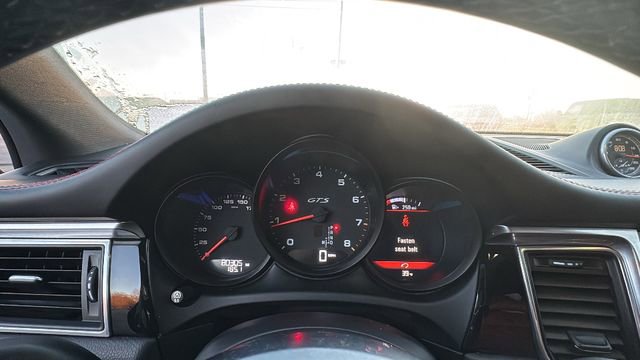 Used 2018 Porsche Macan GTS image 14