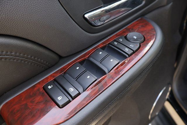 Used 2009 Cadillac Escalade Hybrid image 13