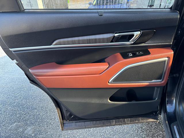 Used 2023 Kia Telluride SX Prestige image 13