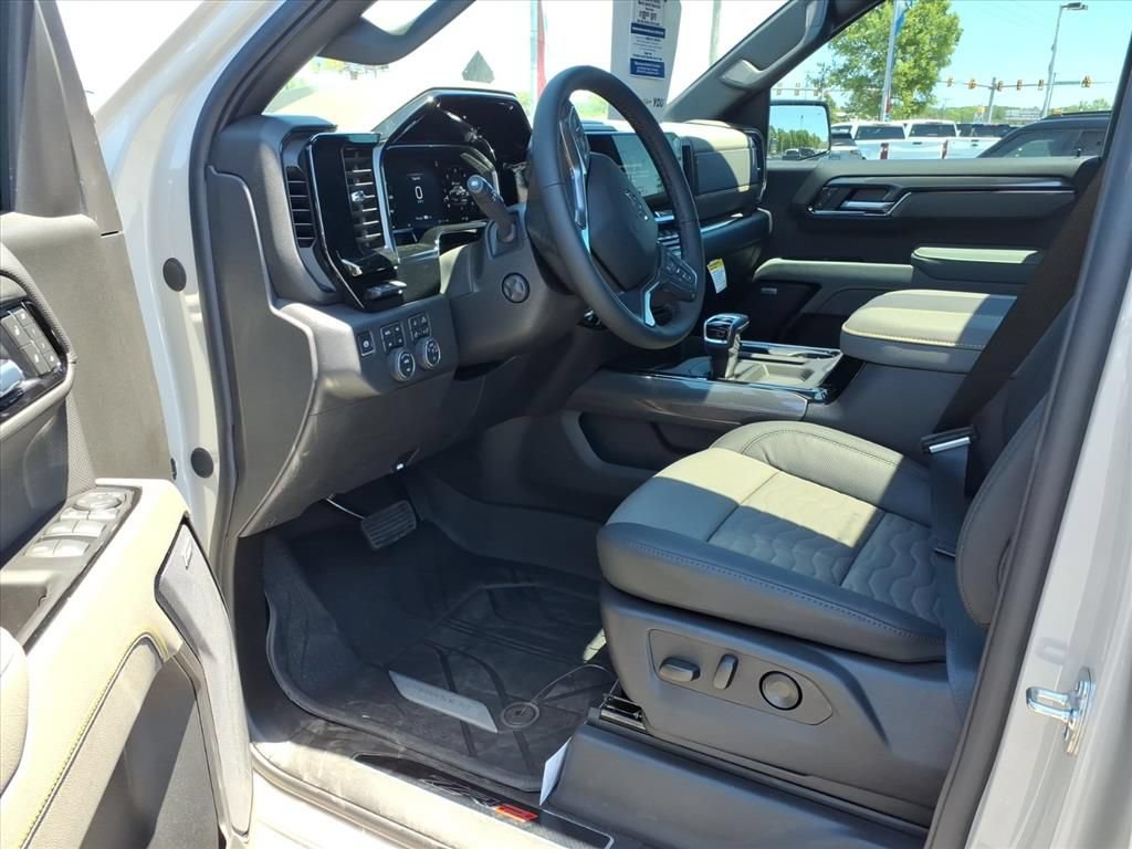 New 2026 Chevrolet Silverado 1500 ZR2 AWD/4WD image 9