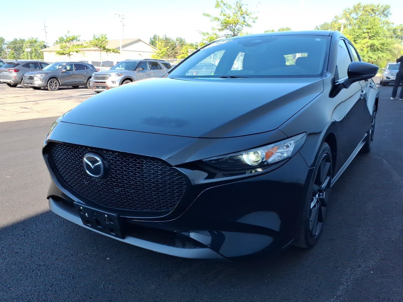 Used 2024 MAZDA MAZDA3 s FWD image 3