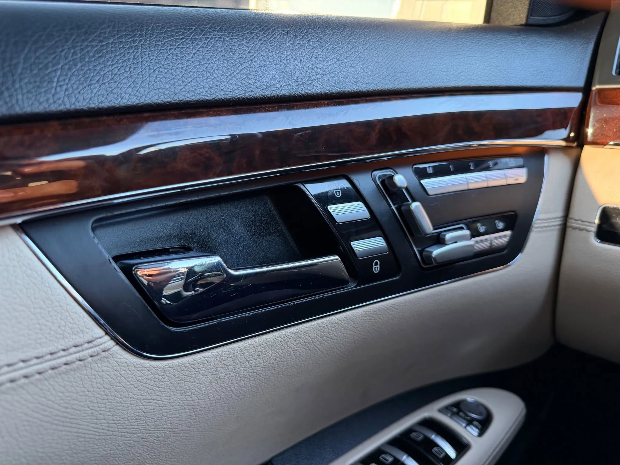 Used 2013 Mercedes-Benz S 550 image 29