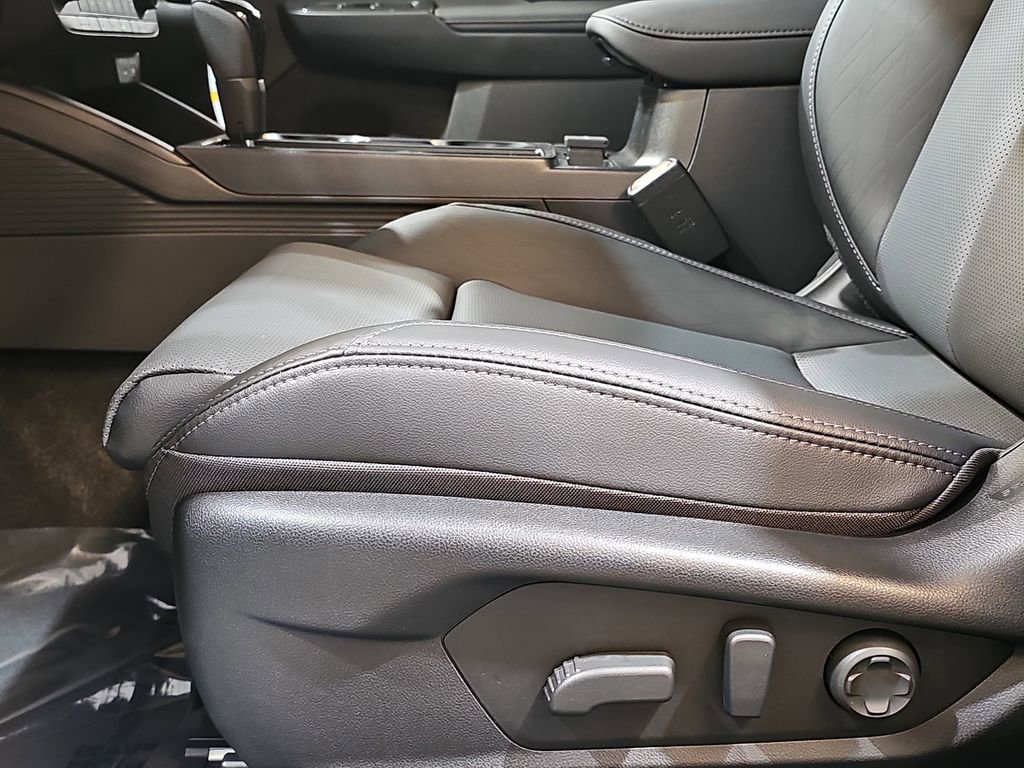 New 2026 Subaru Outback Touring XT AWD/4WD image 29