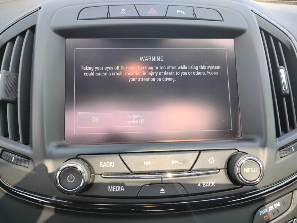Used 2015 Buick Regal Premium FWD image 18