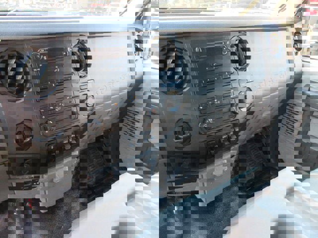 Used 2011 Ford F450 XL w/ PWR Equipment Group image 9