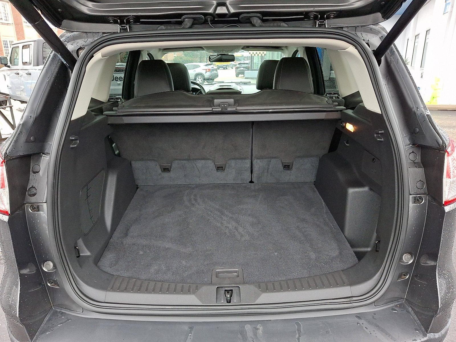 Used 2015 Ford Escape Titanium w/ Equipment Group 301A image 31