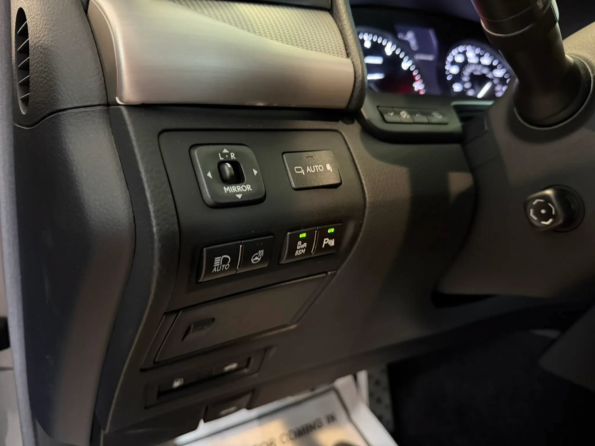Used 2016 Lexus LS 460 w/ F Sport Package RWD image 17
