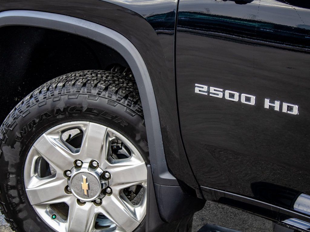 Used 2023 Chevrolet Silverado 2500 LTZ image 10