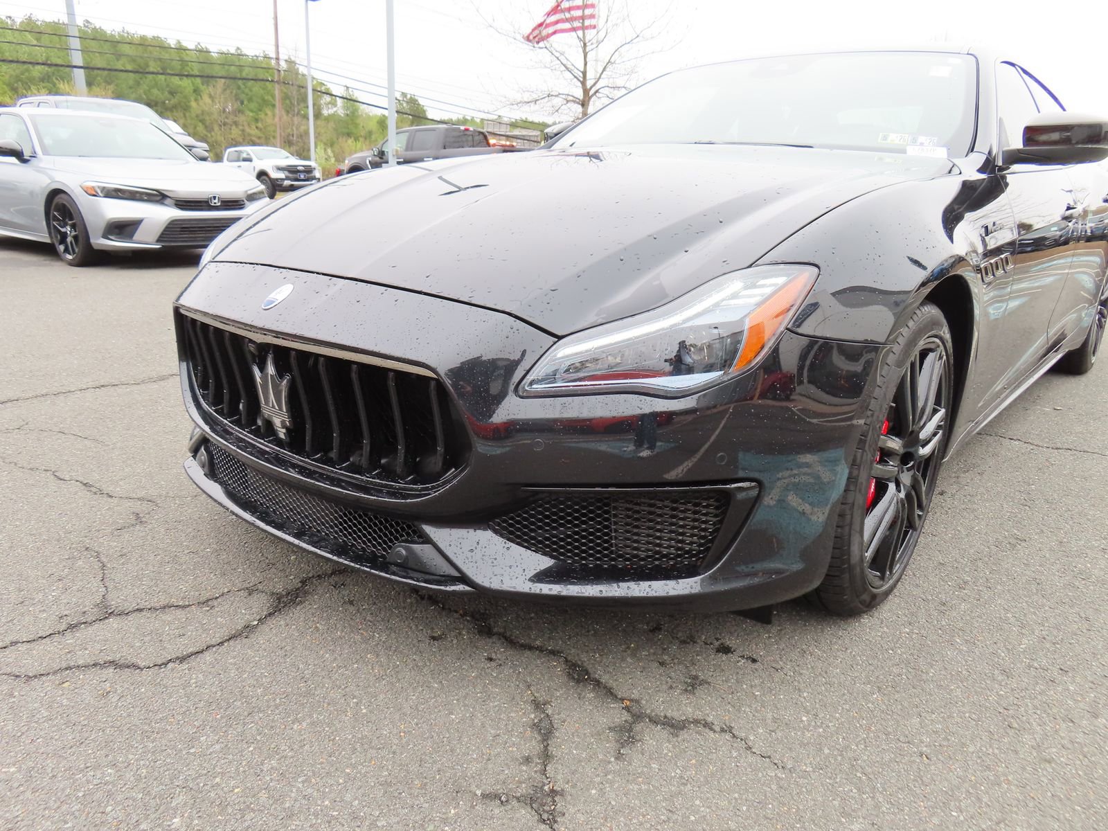 Used 2022 Maserati Quattroporte Modena Q4 image 9