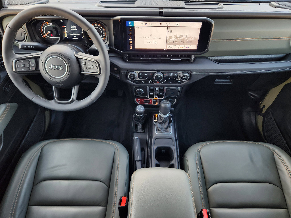 Used 2025 Jeep Gladiator Mojave w/ Convenience Group image 24