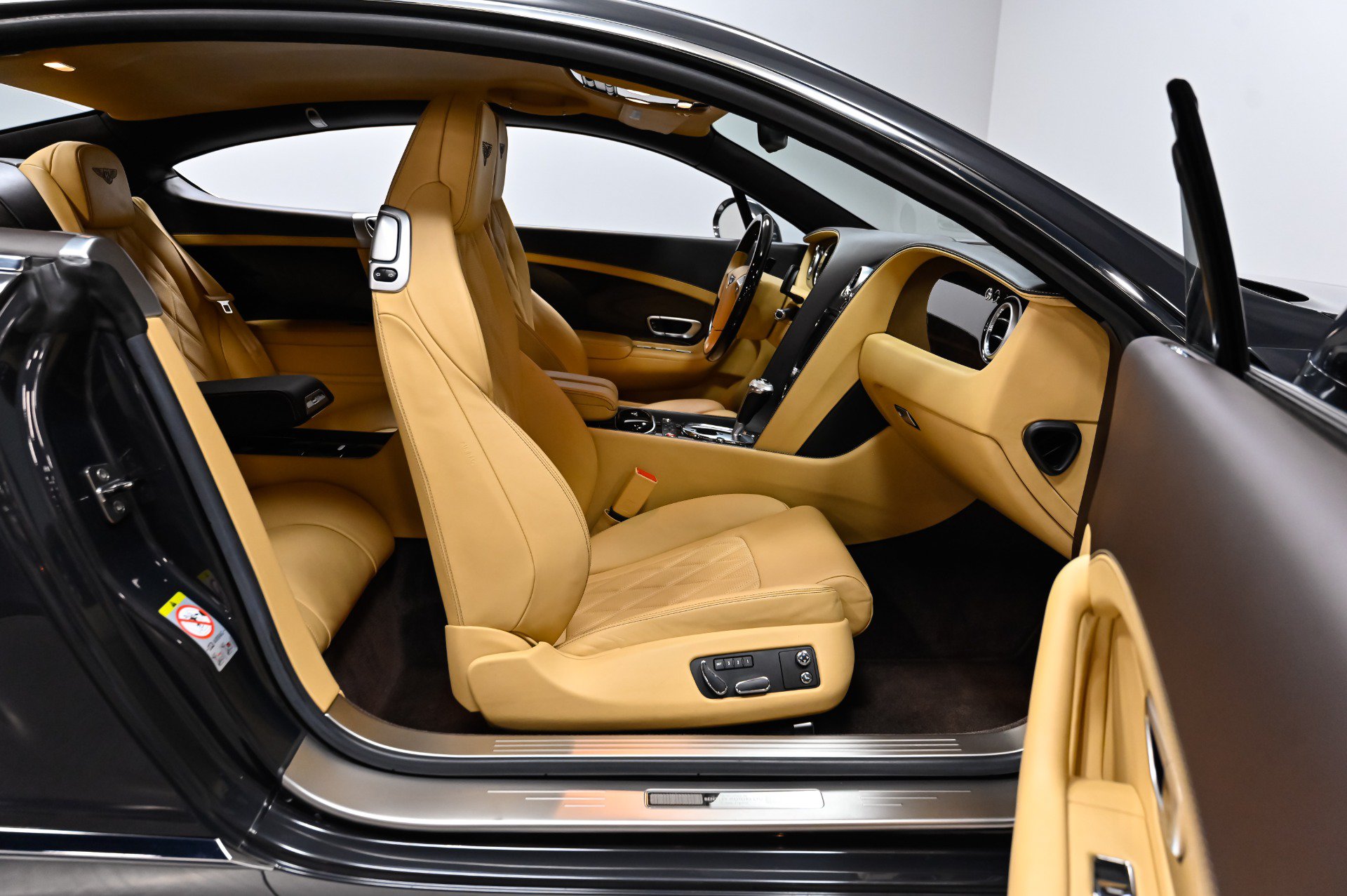Used 2015 Bentley Continental GT AWD/4WD image 51