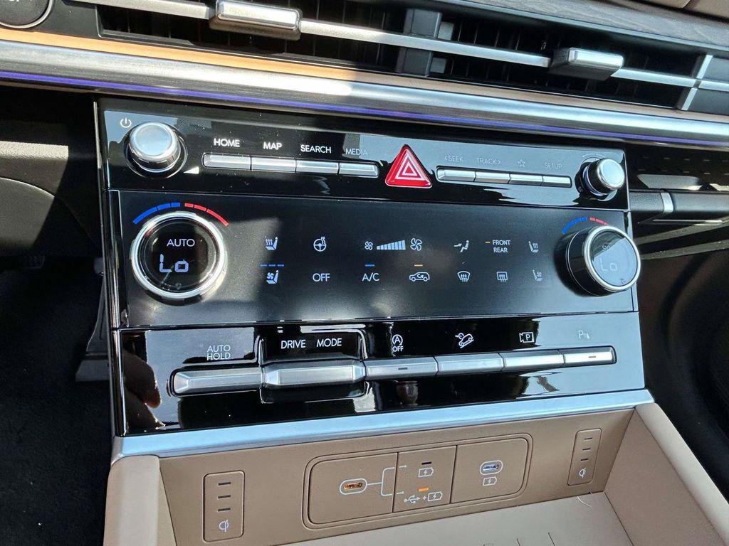 New 2027 Hyundai Santa Fe Calligraphy FWD image 34
