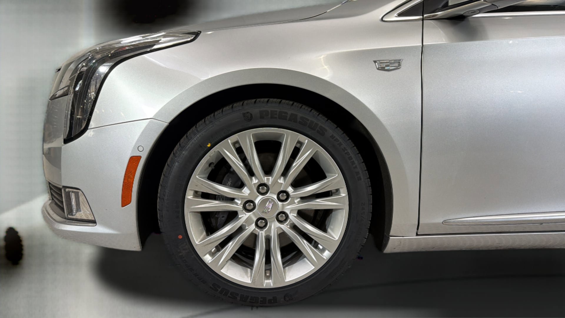 Used 2019 Cadillac XTS Luxury FWD image 36