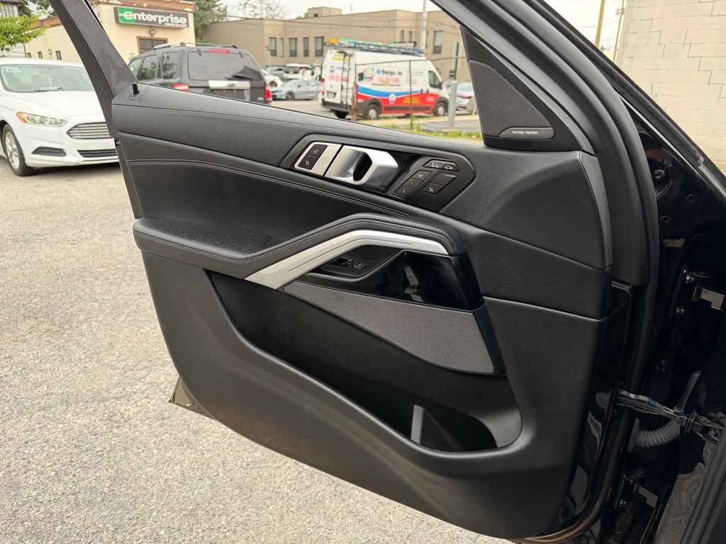 Used 2022 BMW X6 xDrive40i AWD/4WD image 20