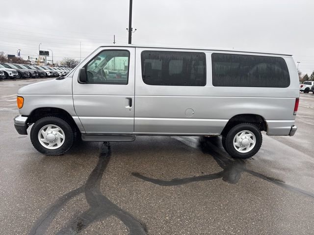 Used 2007 Ford E-350 and Econoline 350 XL image 5