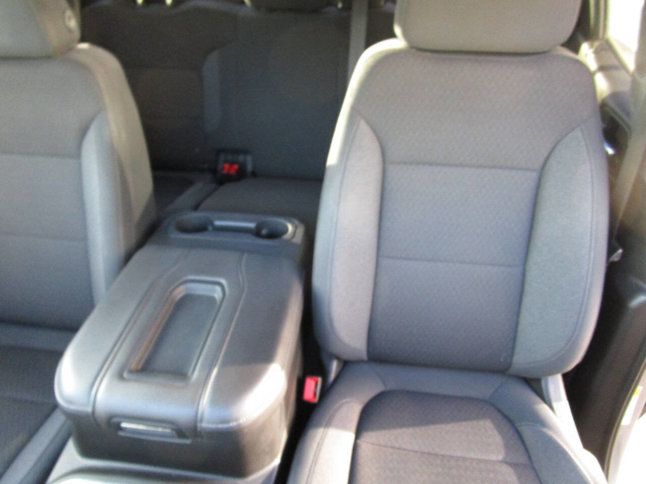 Used 2020 GMC Sierra 1500 Elevation w/ Elevation Value Package image 14