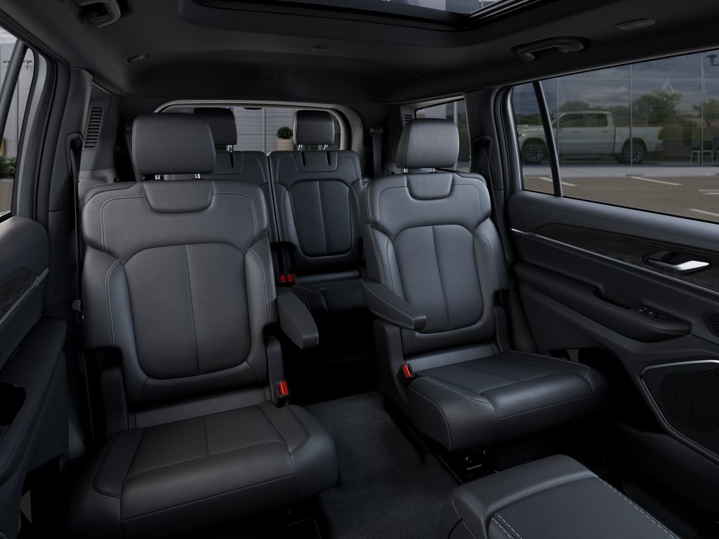 New 2026 Jeep Grand Cherokee L Limited AWD/4WD image 15