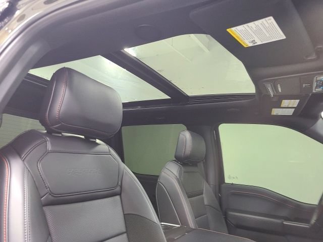 Used 2026 Ford F150 Raptor AWD/4WD image 12