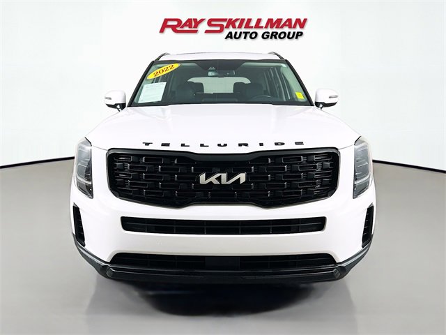Used 2022 Kia Telluride EX w/ EX Premium Package image 2