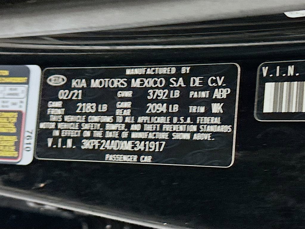 Used 2021 Kia Forte LXS image 29