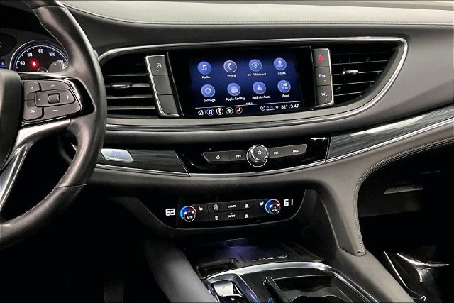 Used 2024 Buick Enclave Essence w/ Sport Touring Edition FWD image 7