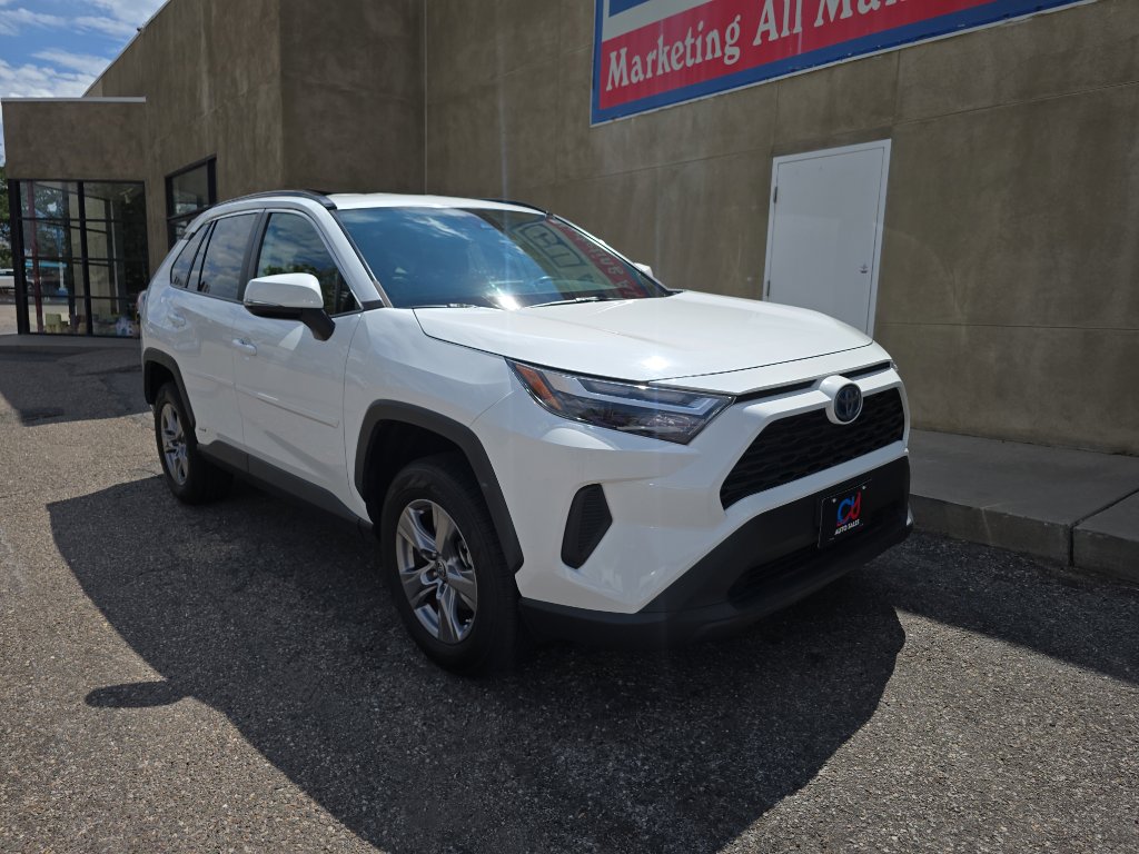 Used 2023 Toyota RAV4 LE image 6