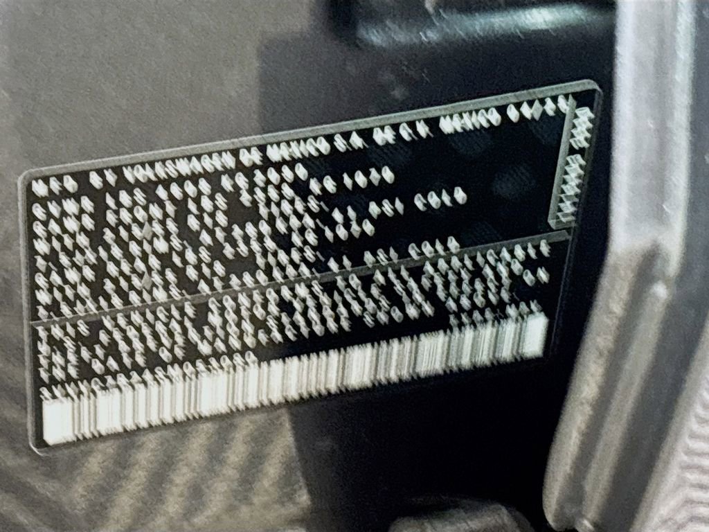 New 2025 Volkswagen Taos SE image 25