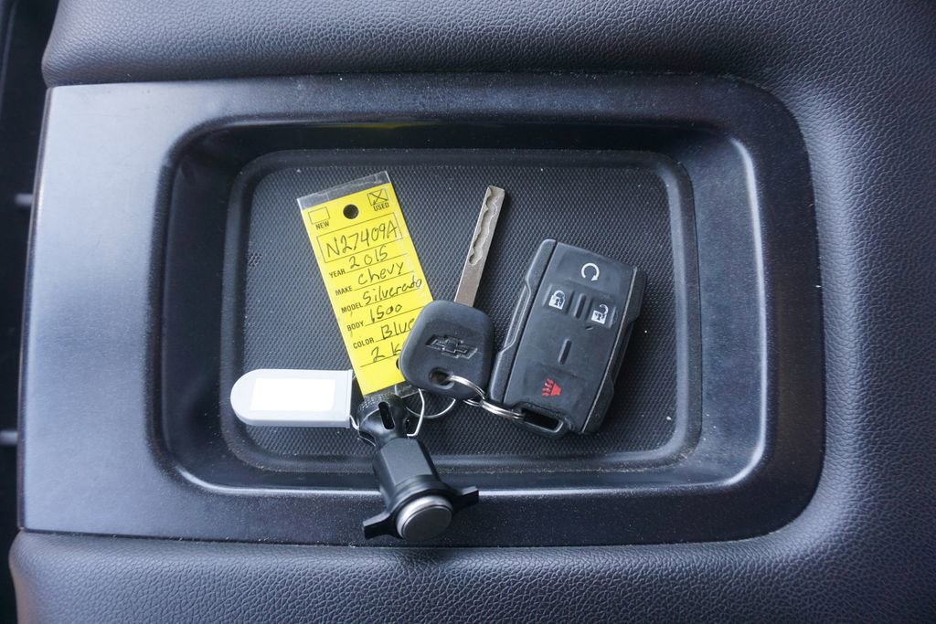 Used 2015 Chevrolet Silverado 1500 LT w/ LT Convenience Package image 28