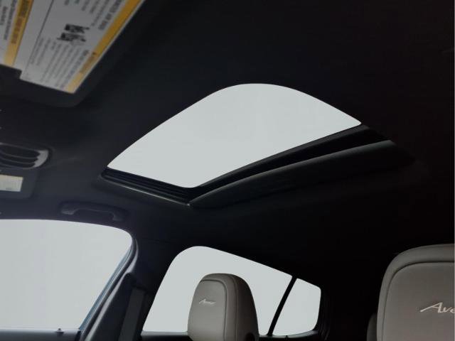 Used 2024 Buick Envista Avenir image 21