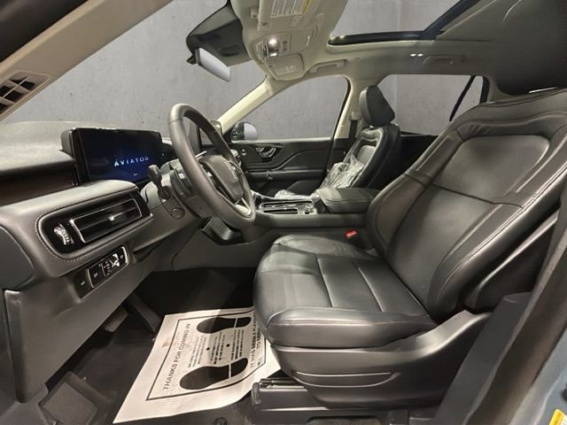New 2026 Lincoln Aviator Reserve image 9