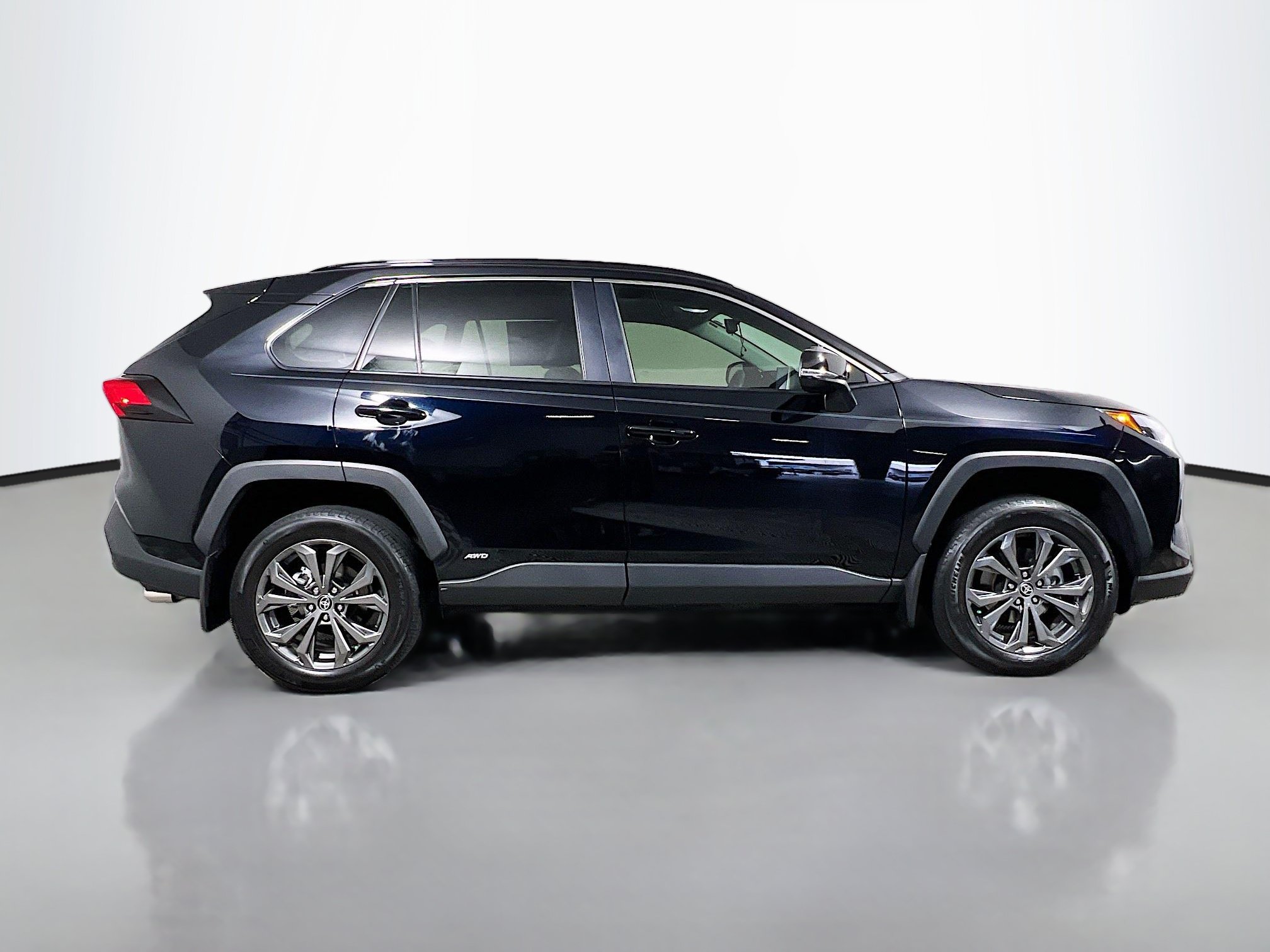 Used 2024 Toyota RAV4 XLE Premium w/ Weather Package AWD/4WD image 3