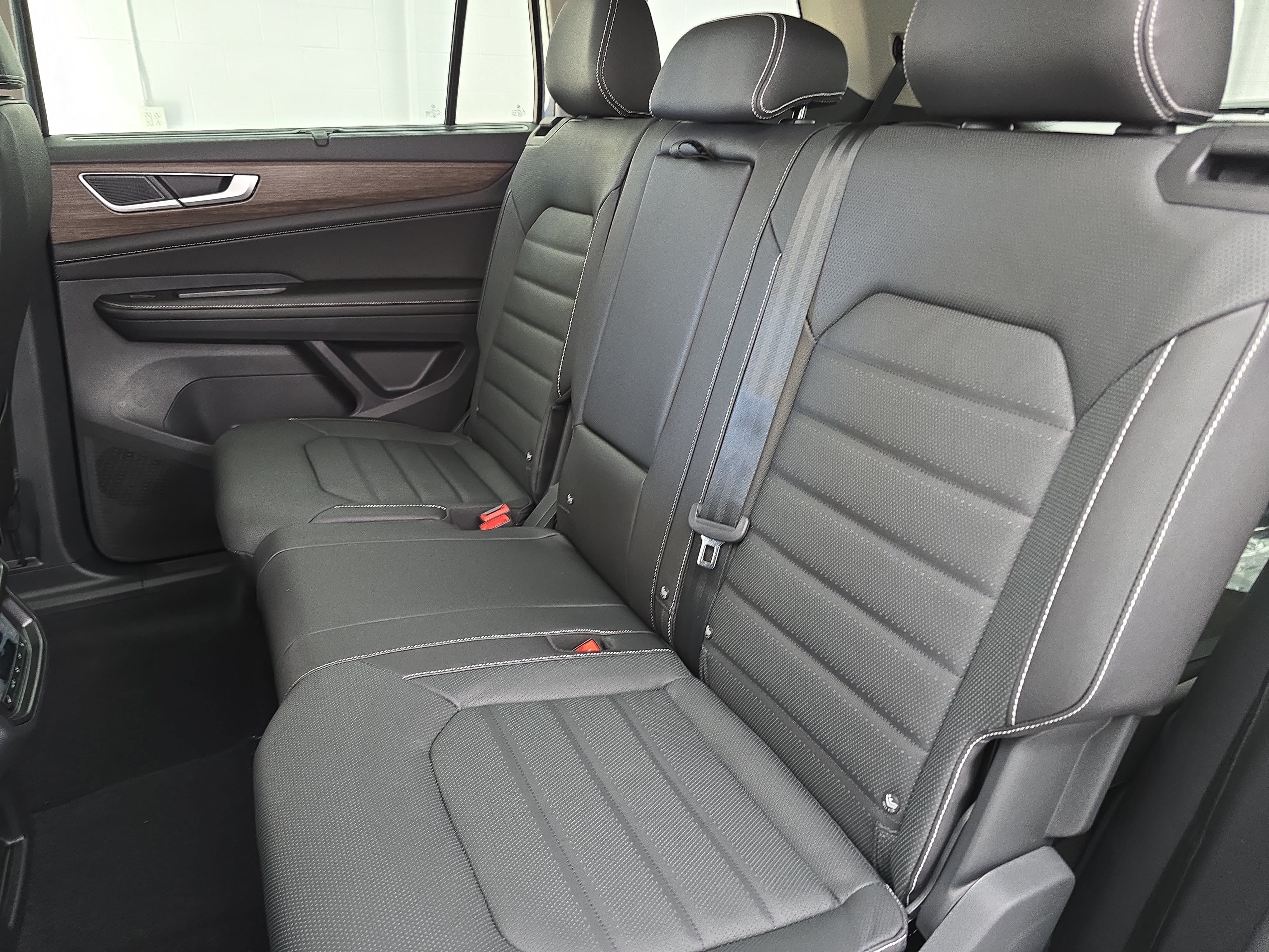 New 2026 Volkswagen Atlas SEL AWD/4WD image 15