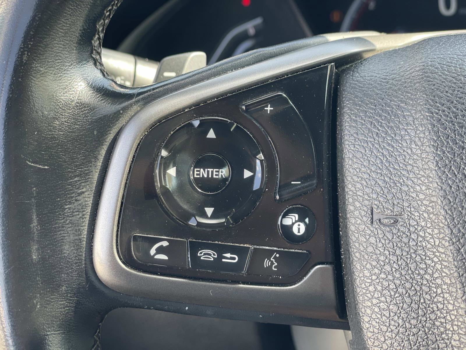 Used 2019 Honda Civic Sport Touring image 5