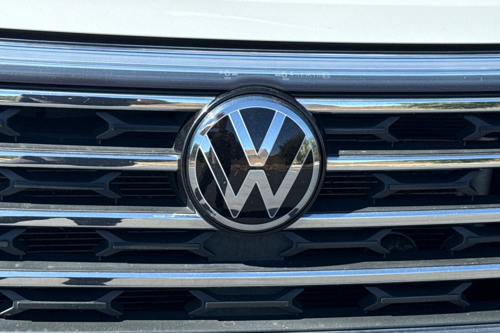 Used 2024 Volkswagen Atlas SE AWD/4WD image 8