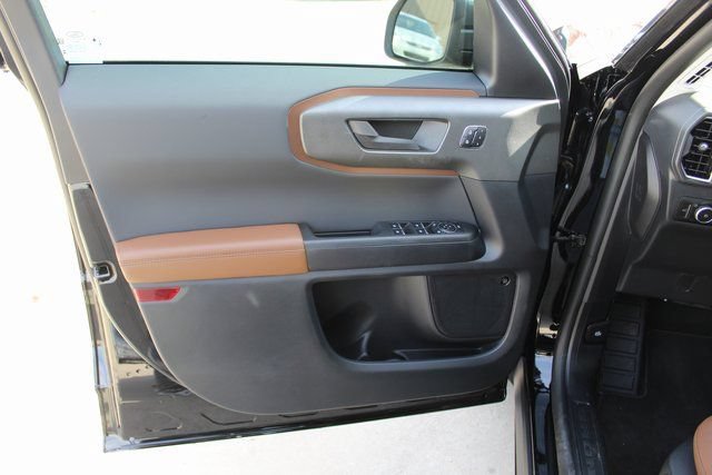 New 2025 Ford Bronco Sport Outer Banks w/ Outer Banks Tech Package+ AWD/4WD image 6