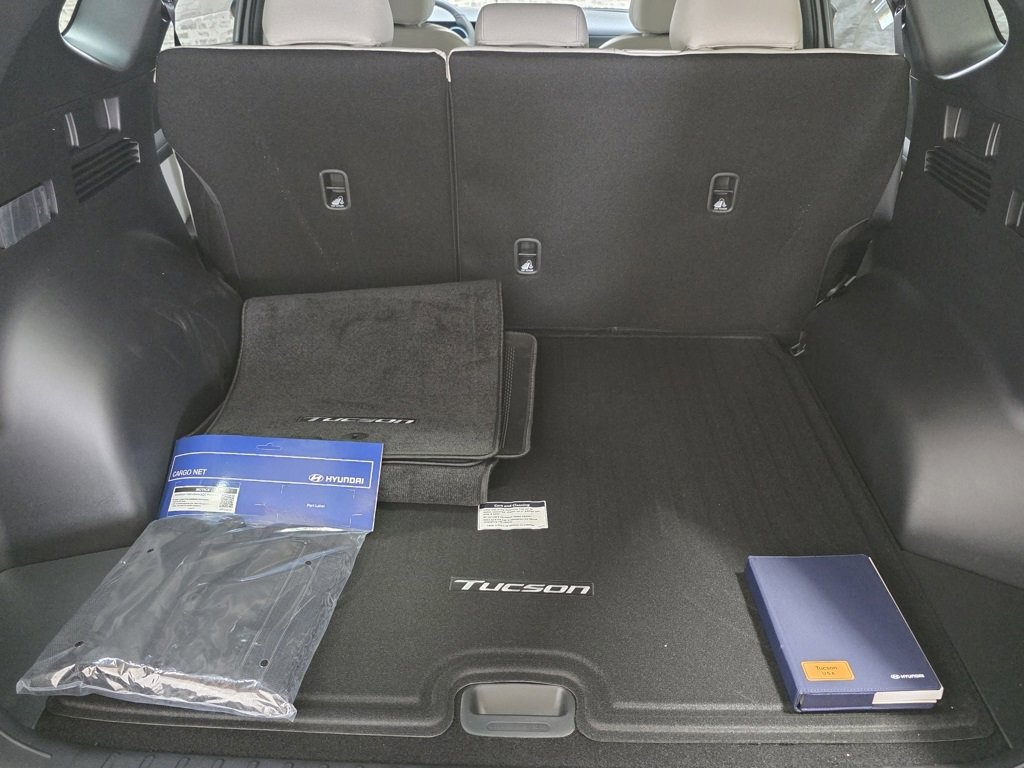 New 2026 Hyundai Tucson SEL image 12