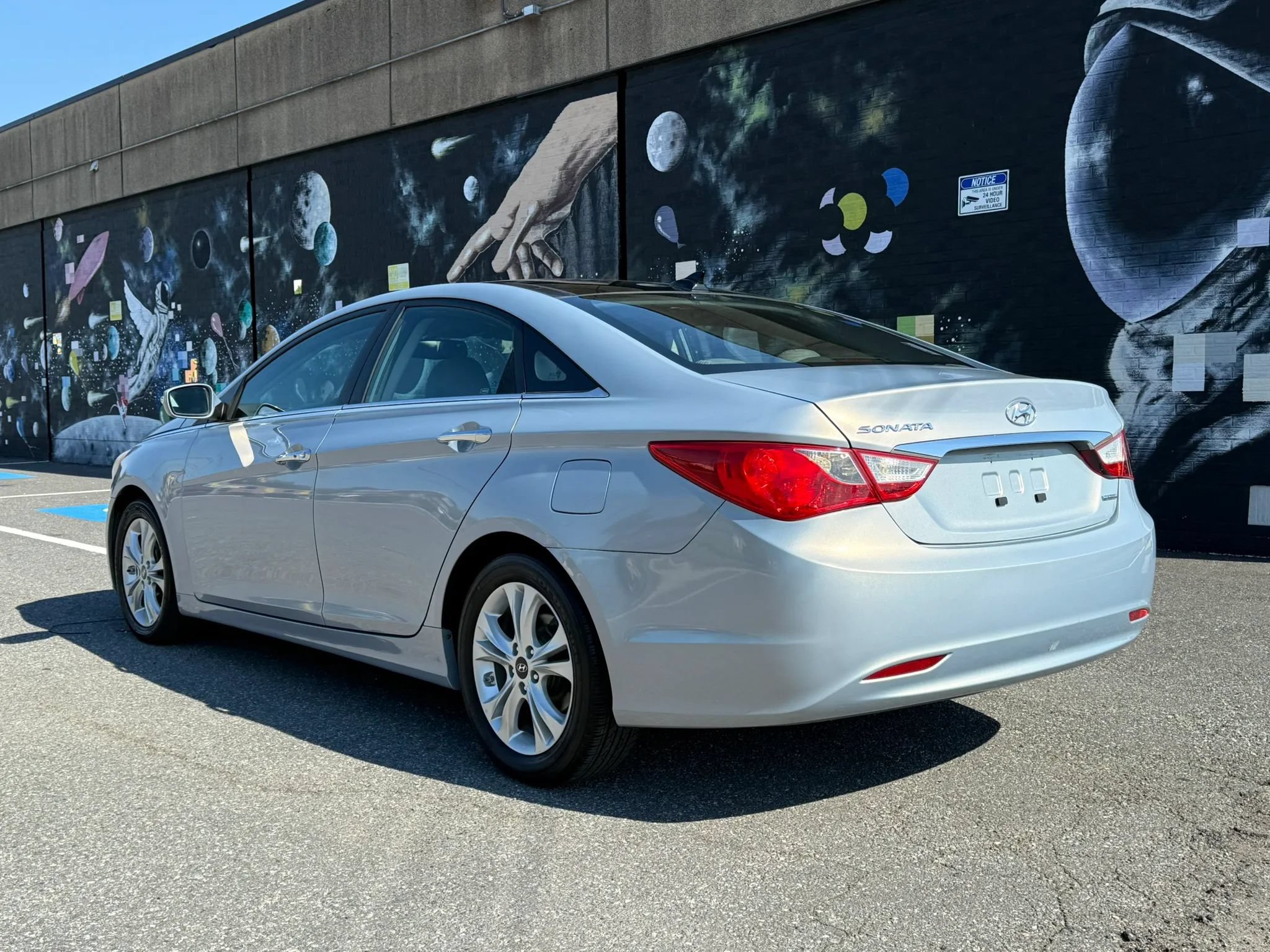 Used 2012 Hyundai Sonata Limited FWD image 2